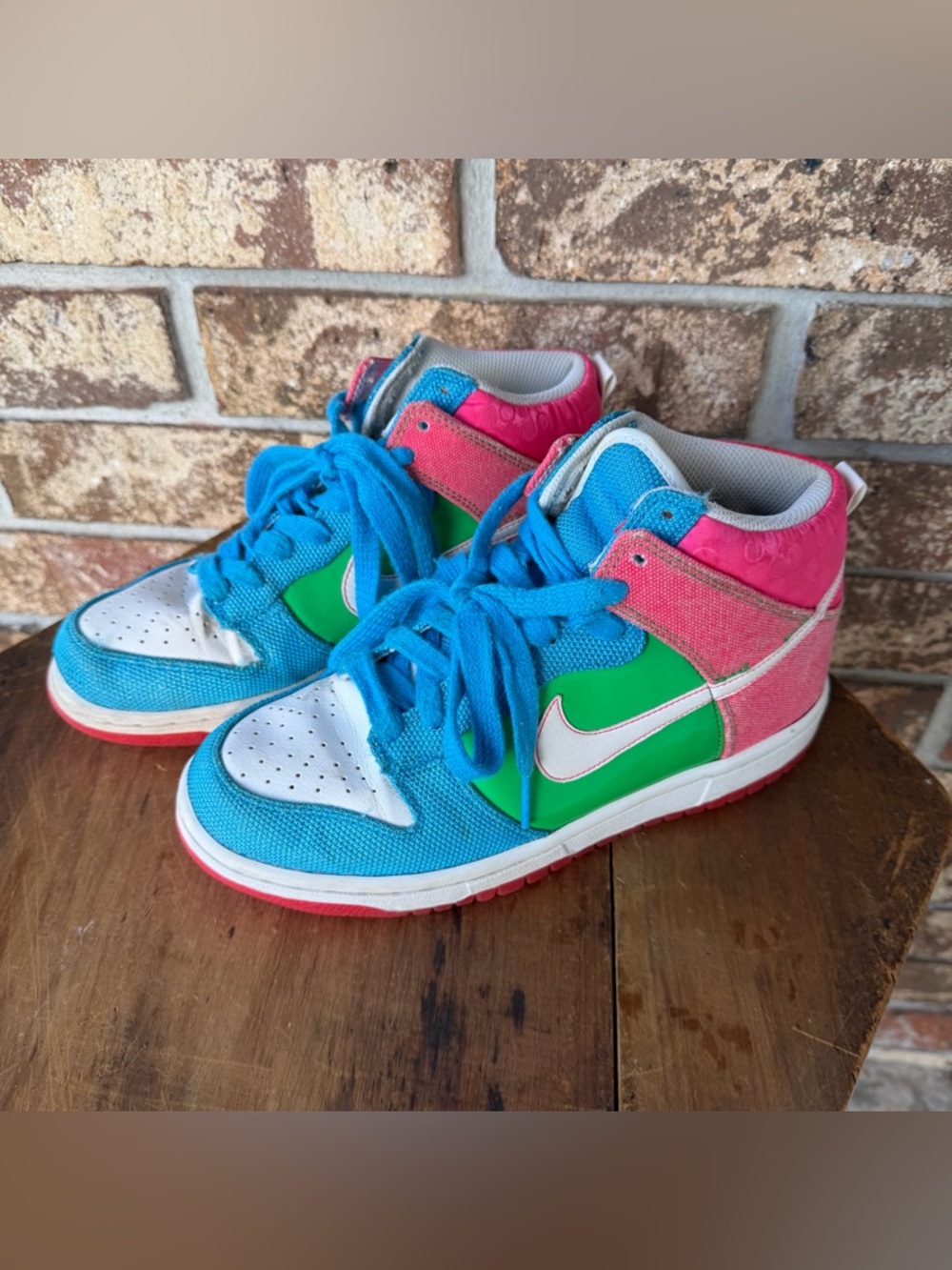 Vintage Nike Dunk High 6.0 Sneakers Women’s Size 8 Multi-Color Sweet!